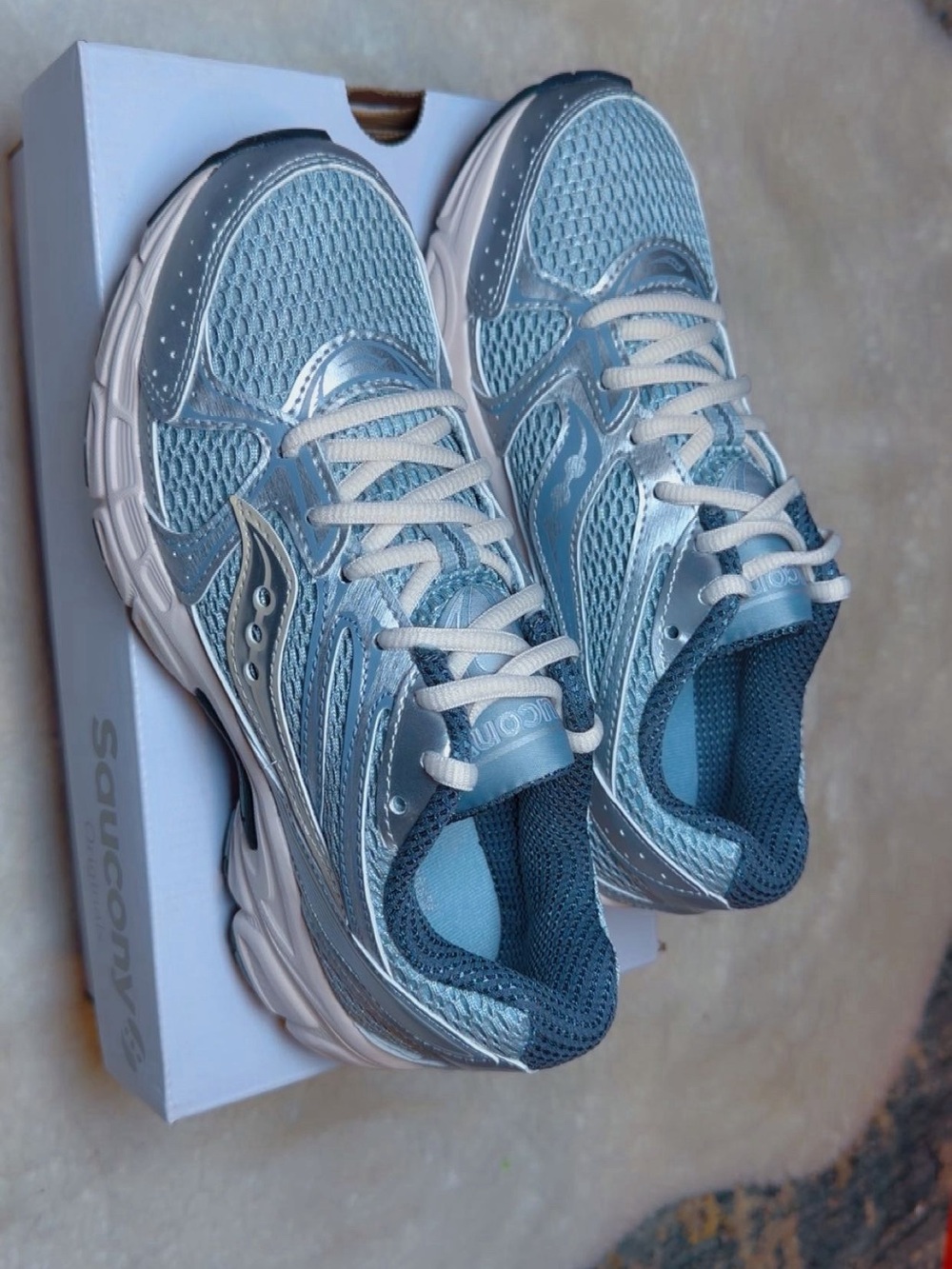 Saucony Women's Light Blue and White Mesh Athletic Sneakers